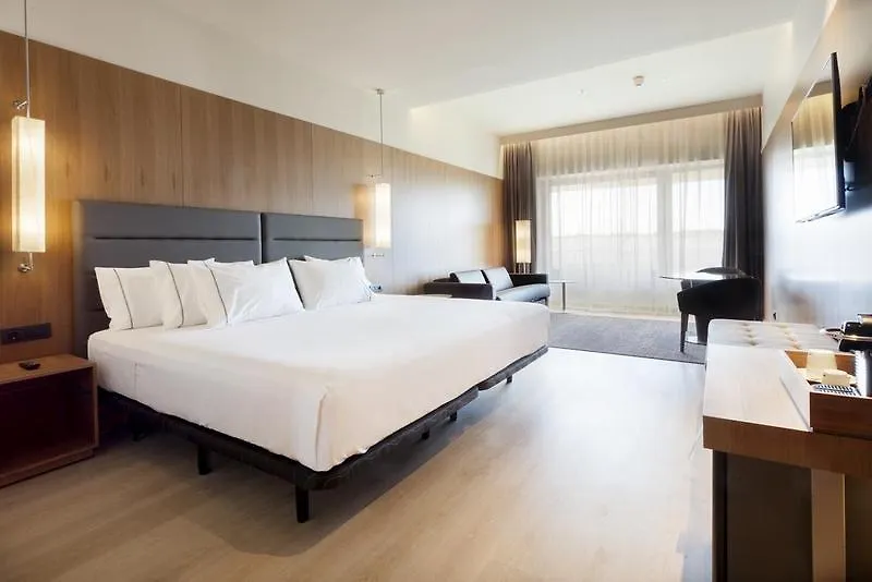 Ac Hotel Sants By Marriott Barcelona