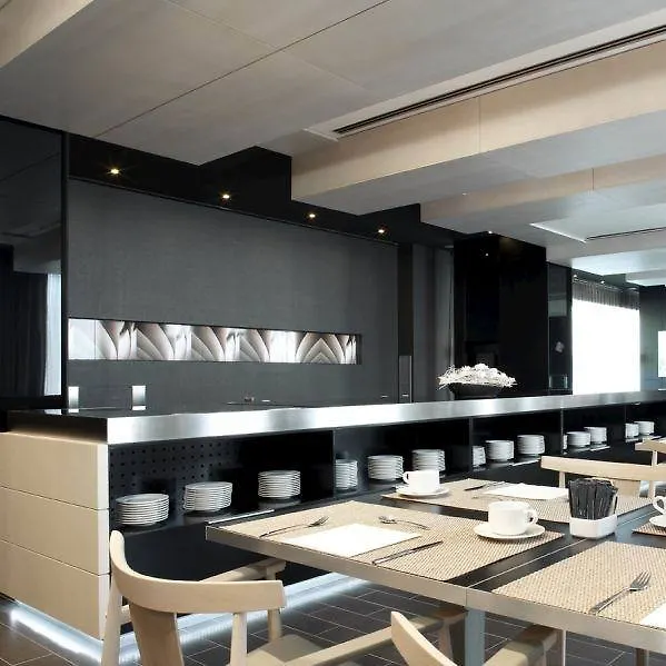 Ac Hotel Sants By Marriott Barcelona