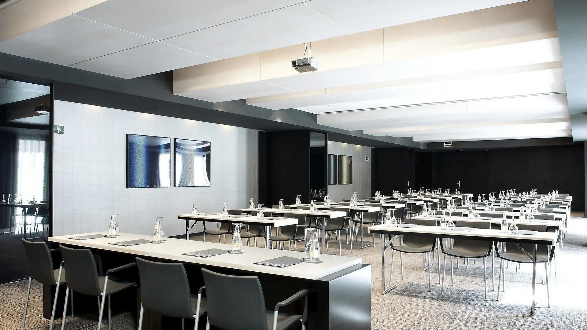 Ac Hotel Sants By Marriott Barcelona