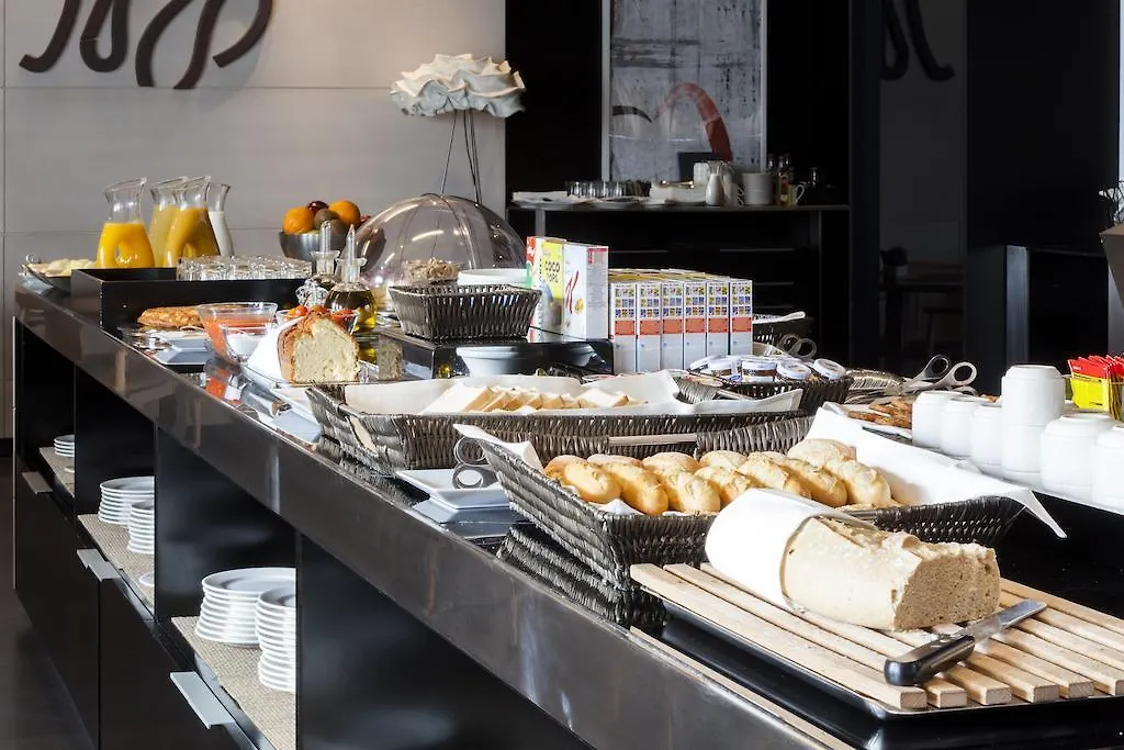 Ac Hotel Sants By Marriott Barcelona